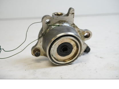 Baksidan på Kopplingslavcylinder från en Honda VTX 1800 -2002 motorcykel.