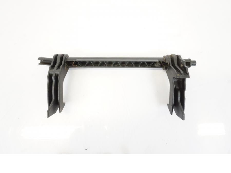 Snett uppifrån på Sadellåsmekanism från en BMW R 1250 GS -2019 motorcykel.