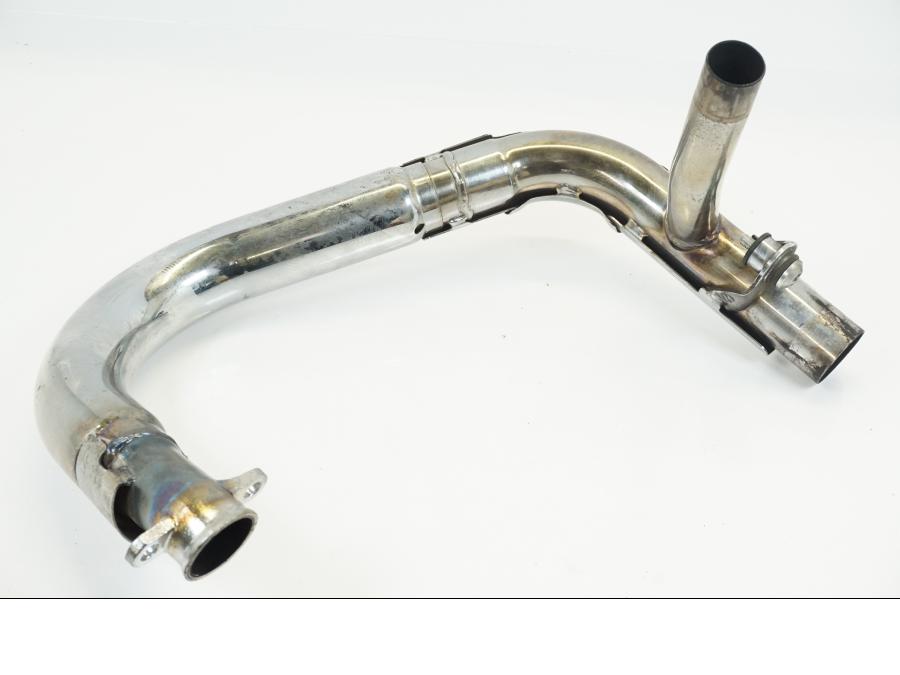 Snett uppifrån på Grenrör från en Triumph Speedmaster -2006 motorcykel.