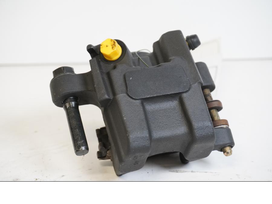 Baksidan på Bromsok från en Yamaha YZF R6 -2006 motorcykel.