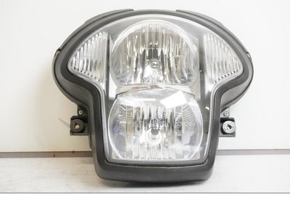 Framsidan på Strålkastare från en Kawasaki Versys 650 -2007 motorcykel.