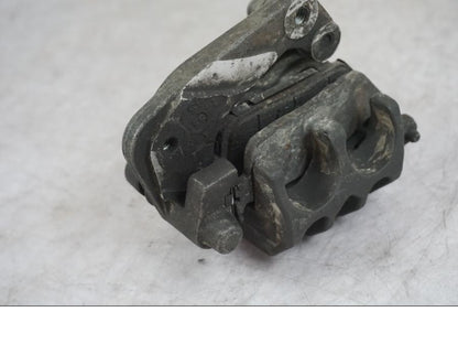 Vänster sida på Bromsok från en Triumph Tiger Explorer -2016 motorcykel.