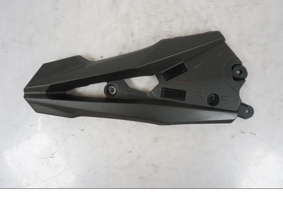 Framsidan på Sidopanel från en Kawasaki Z 800 -2014 motorcykel.