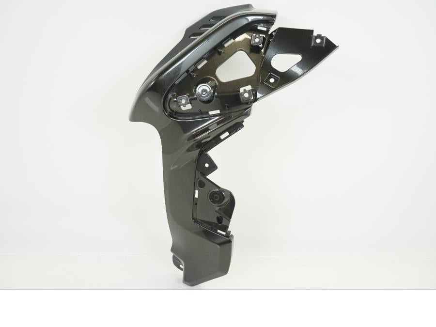 Framsidan på Bensintankskåpa från en Yamaha MT-10 -2016 motorcykel.