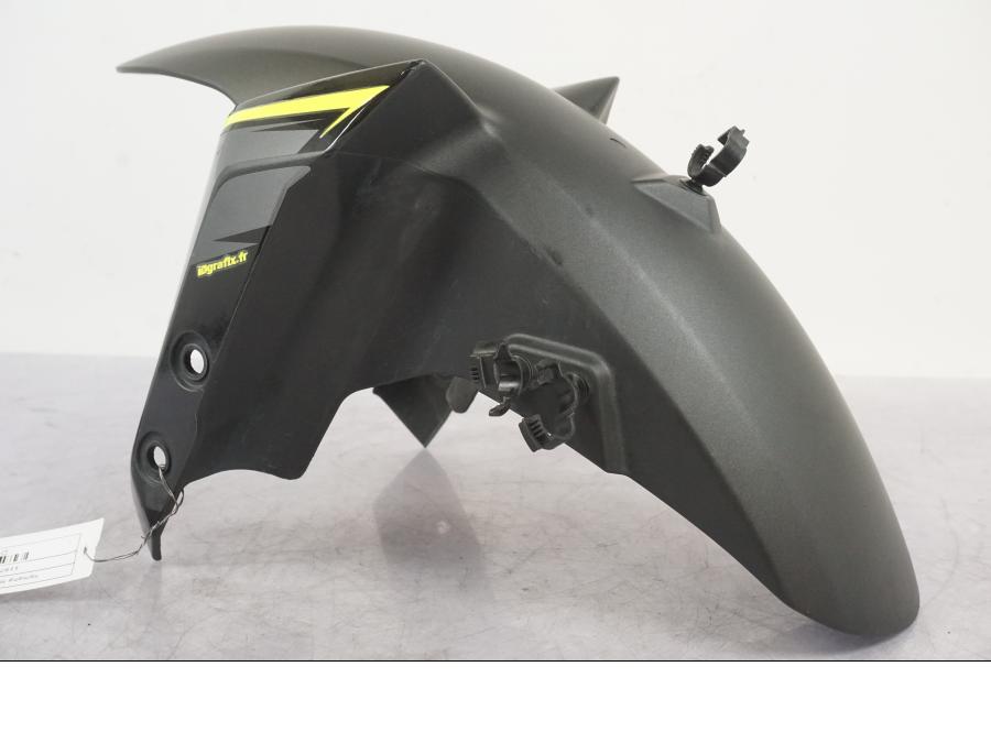 Extrabild3 på Framskärm från en Yamaha MT-09 -2016 motorcykel.