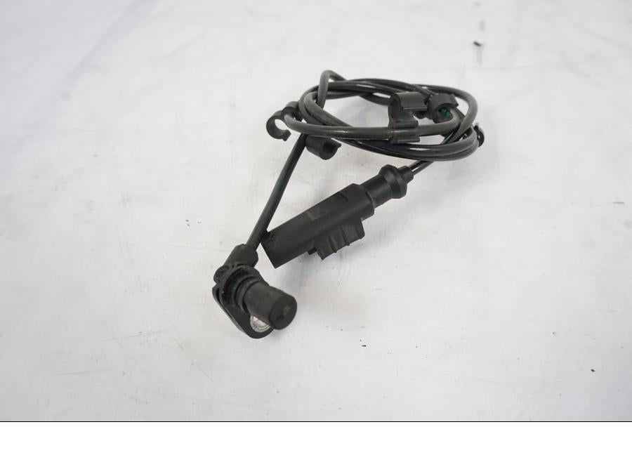 Framsidan på ABS givare från en KTM 790 Duke -2019 motorcykel.