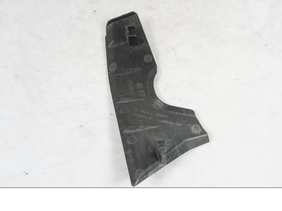 Baksidan på Vattenkylkåpa från en Triumph Tiger 1200 -2018 motorcykel.