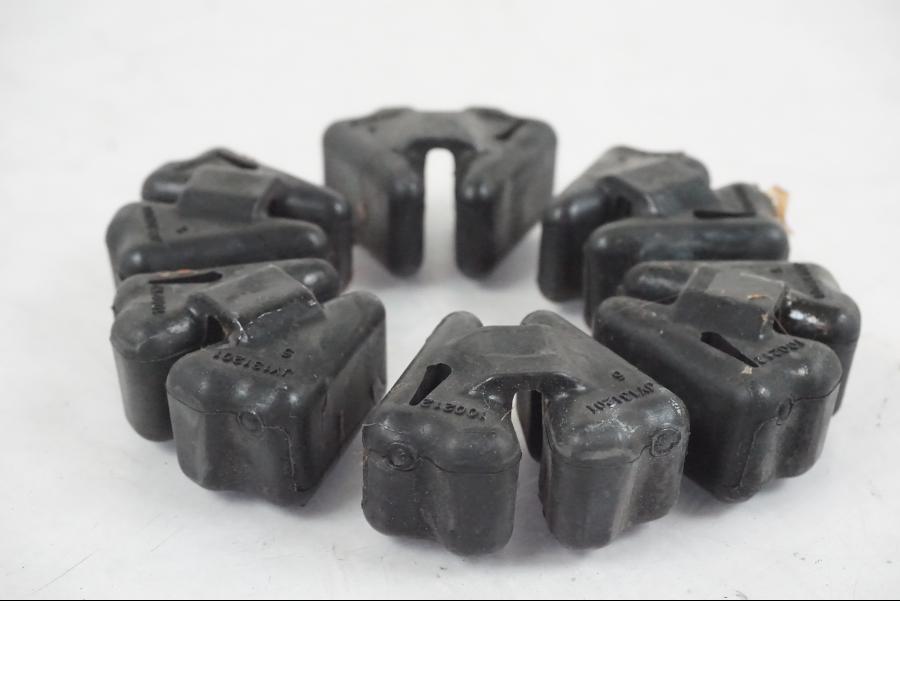 Baksidan på Ryckutjämnare från en KTM 390 Adventure -2021 motorcykel.