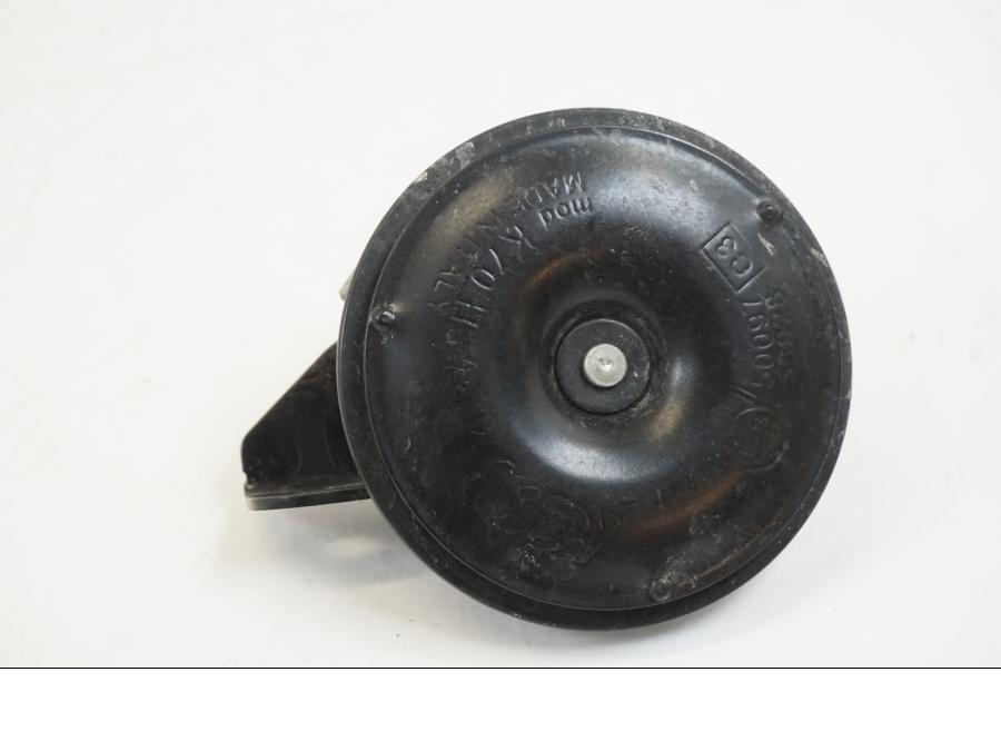 Framsidan på Signalhorn / Tuta från en Husqvarna 701 Supermoto -2020 motorcykel.