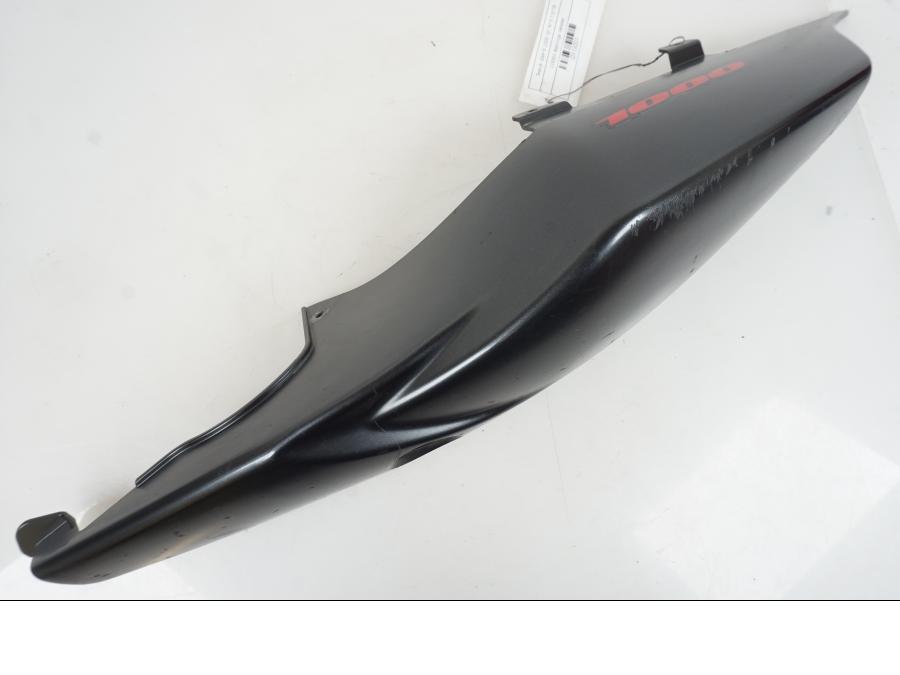 Framsidan på Bakvinge från en Suzuki GSX-R 1000 -2007 motorcykel.