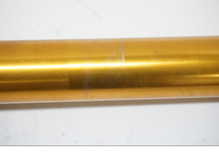 Snett uppifrån på Gaffelben från en Yamaha FZ1-SA -2007 motorcykel.