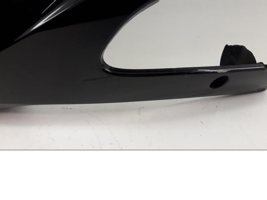 Höger sida på Sidkåpa från en Yamaha FJR 1300 -2010 motorcykel.