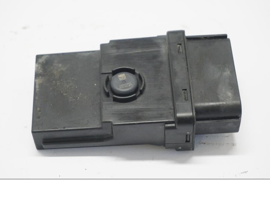 Framsidan på Styrbox från en BMW R 1250 GS -2019 motorcykel.