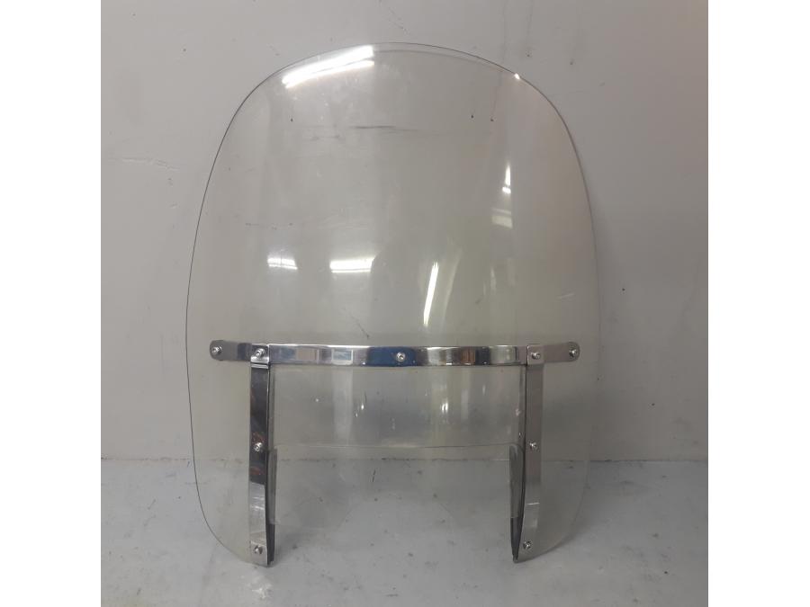 Framsidan på Vindruta från en H-D Harley diverse -2010 motorcykel.