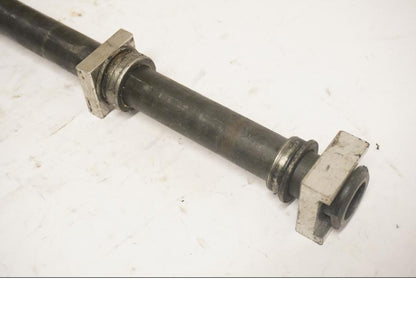 Baksidan på Axel från en Yamaha YZF 1000 R -1998 motorcykel.