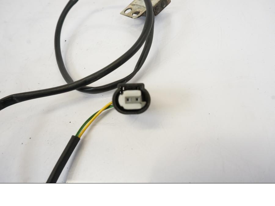 Höger sida på Bromsljuskontakt från en BMW R 1150 RS -2003 motorcykel.