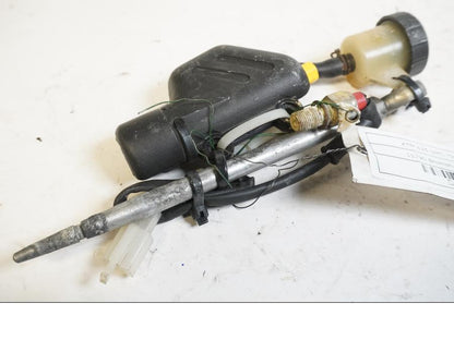 Framsidan på Bromshuvudcylinder från en KTM 625 SMC -2004 motorcykel.