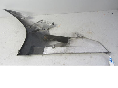 Baksidan på Magkåpa från en Yamaha YZF R6 -2006 motorcykel.