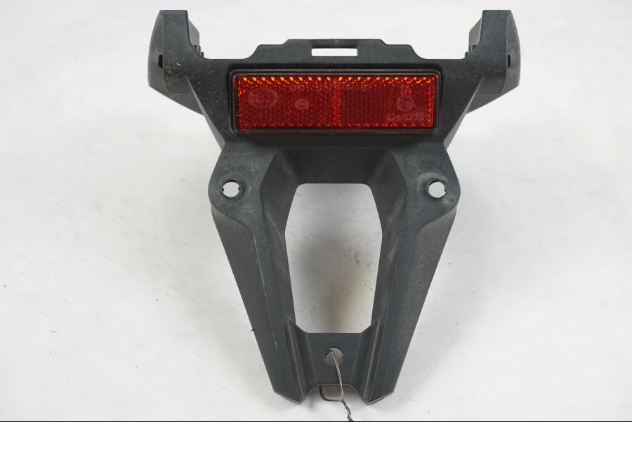 Framsidan på Skylthållare från en BMW R 1250 GS -2021 motorcykel.