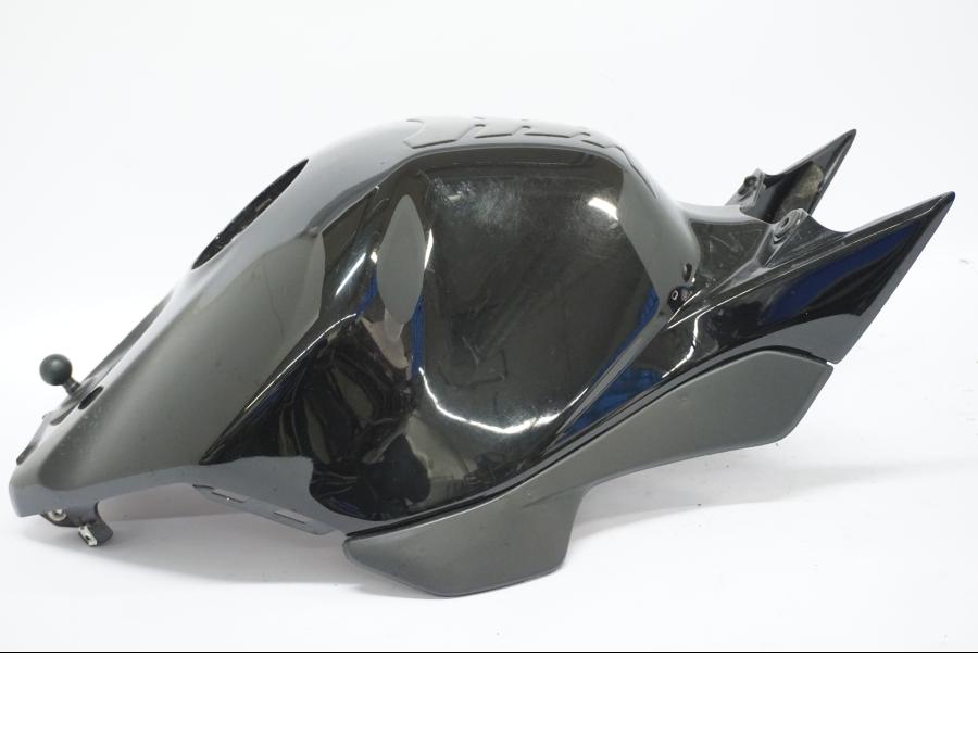 Snett uppifrån på Bensintankskåpa från en Honda CBR 1000 RR -2006 motorcykel.