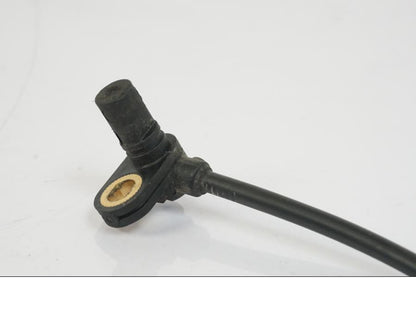 Höger sida på ABS givare från en KTM 1290 Super Duke R -2015 motorcykel.