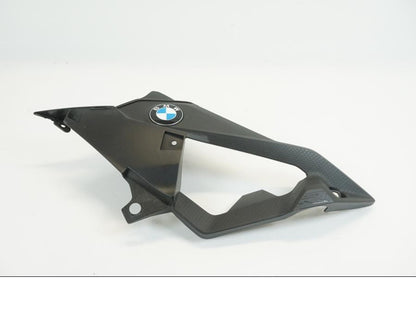 Baksidan på Sidopanel från en BMW S 1000 R -2017 motorcykel.