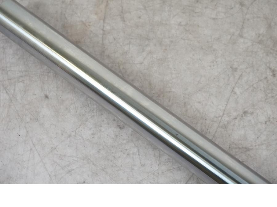 Extrabild1 på Gaffelben från en Suzuki K50 -1980 motorcykel.