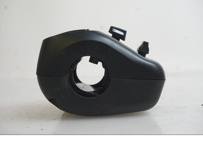 Höger sida på Styrelreglage från en Indian Chieftain Dark Horse -2019 motorcykel.