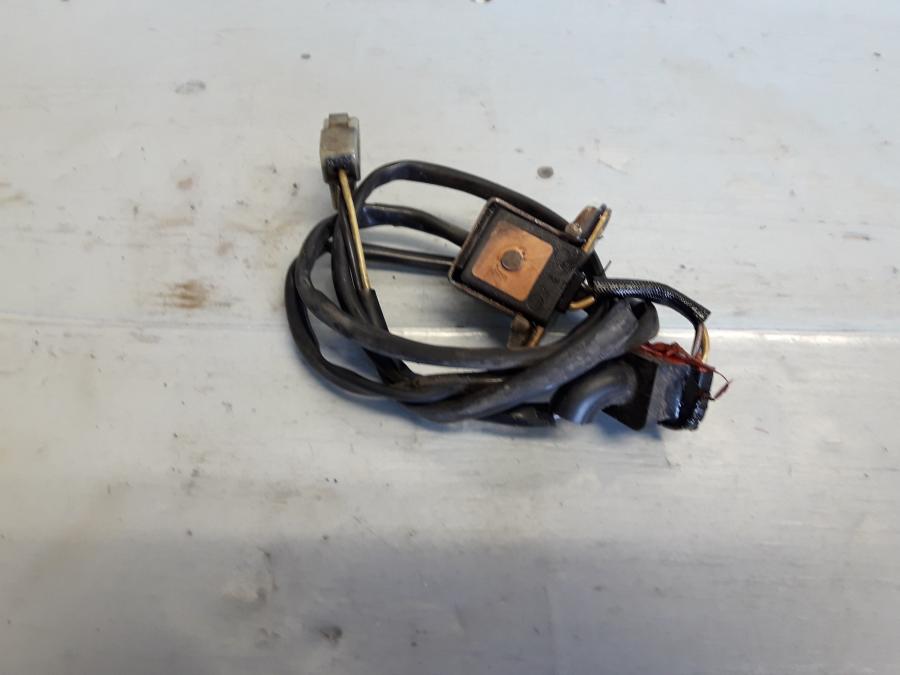 Framsidan på Tändpickup från en Kawasaki ZZR 1100 -1990 motorcykel.