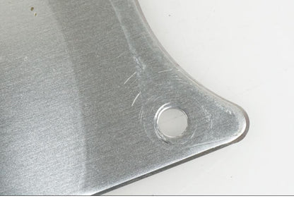 Baksidan på Framskärmens aluplatta från en Yamaha XJ 900 -1997 motorcykel.