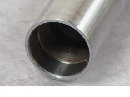 Extrabild1 på Gaffelben från en Suzuki K50 -1980 motorcykel.