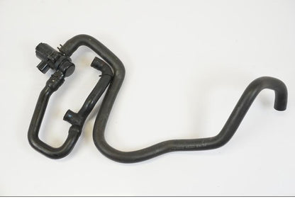 Framsidan på Second Air från en Triumph Trident -2021 motorcykel.