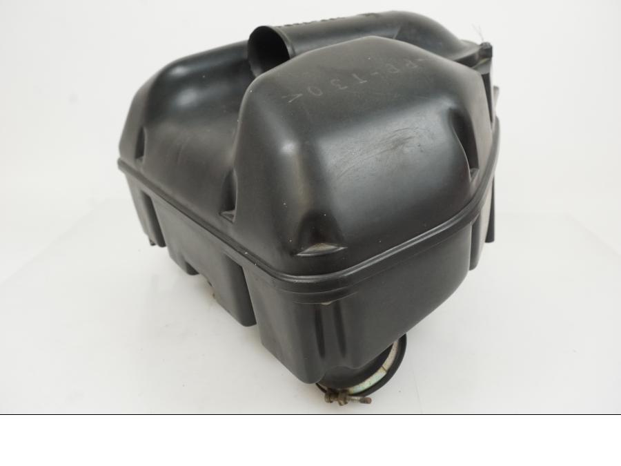 Snett uppifrån på Luftburk från en Yamaha XJ 900 -1997 motorcykel.