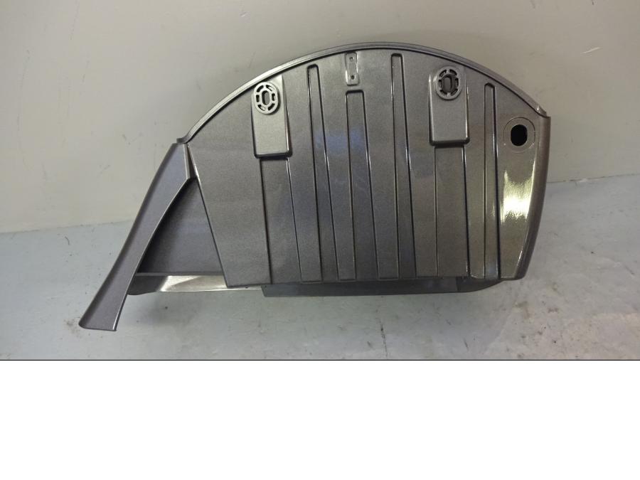 Baksidan på Sidoväska från en Indian Cheiftain Limited -2018 motorcykel.