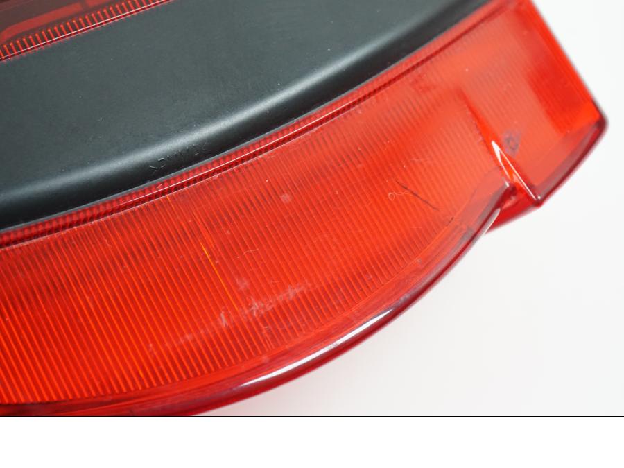 Snett uppifrån på Baklampa från en Honda CBR 650 R -2019 motorcykel.