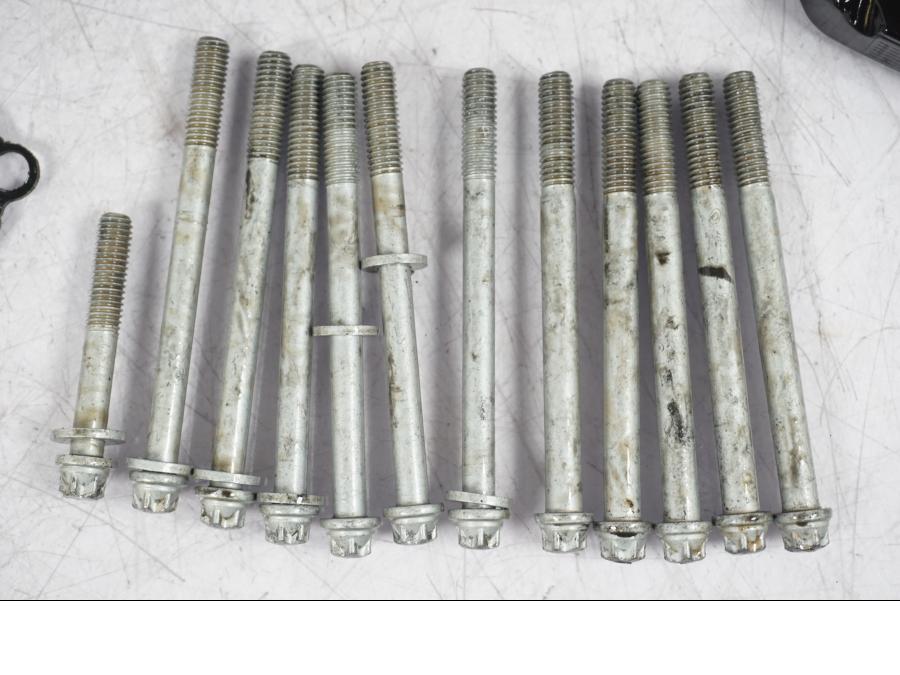 Baksidan på Kamaxelöverfall från en BMW R NineT -2017 motorcykel.