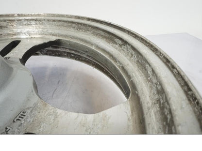 Extrabild4 på Fälg från en Kawasaki VN 1500 -2003 motorcykel.