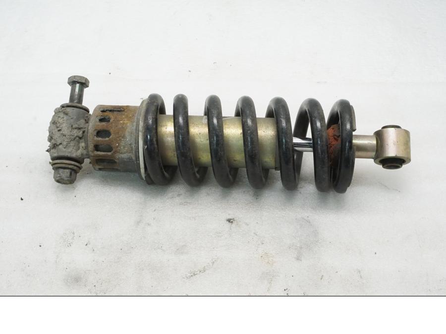 Baksidan på Stötdämpare från en Yamaha XVS 650 -1999 motorcykel.