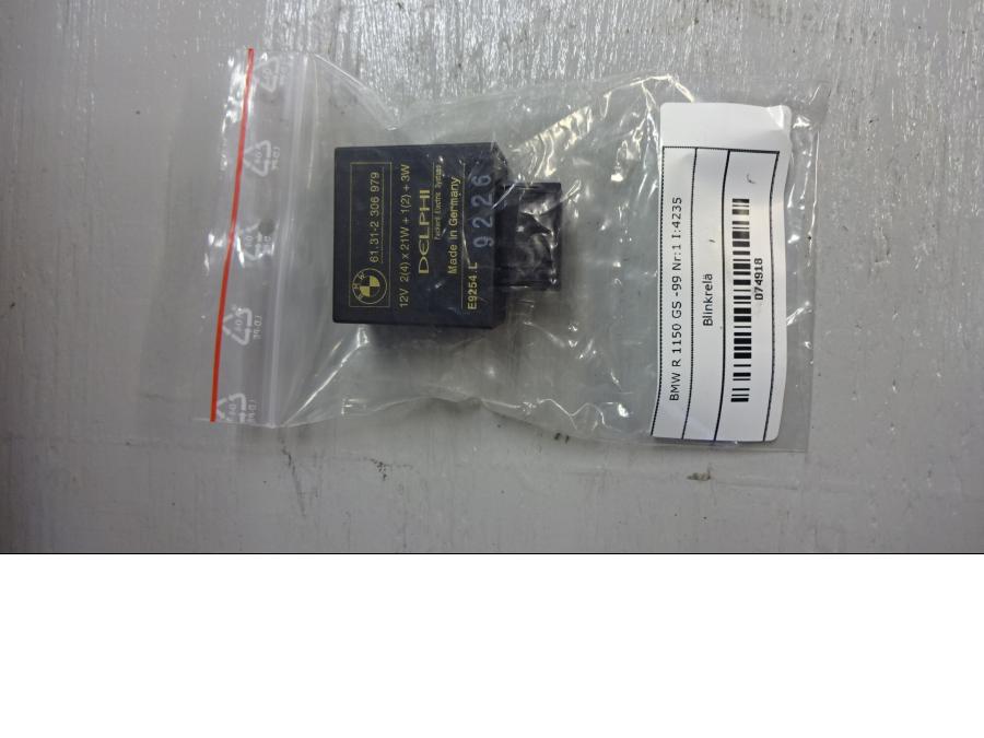 Framsidan på Blinkersrelä från en BMW R 1150 GS -1999 motorcykel.