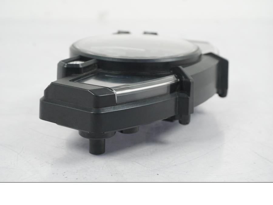 Snett uppifrån på Instrumentpanel från en Yamaha YZF 1000 R1 -2007 motorcykel.