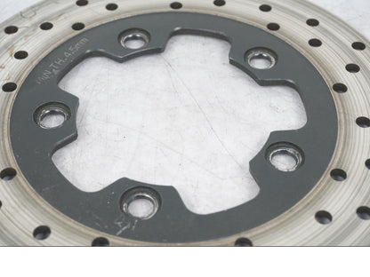 Baksidan på Bromsskiva från en Suzuki GSX-R 600 -1999 motorcykel.