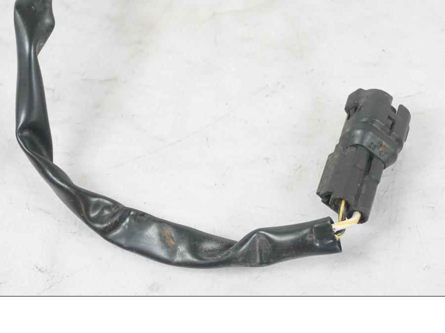 Snett nerifrån på Bensintankgivare från en Kawasaki ZZ-R 1400 -2009 motorcykel.