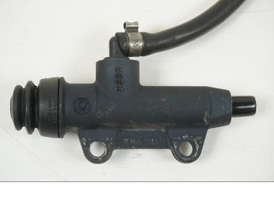 Vänster sida på Bromshuvudcylinder från en BMW F 650 CS -2002 motorcykel.