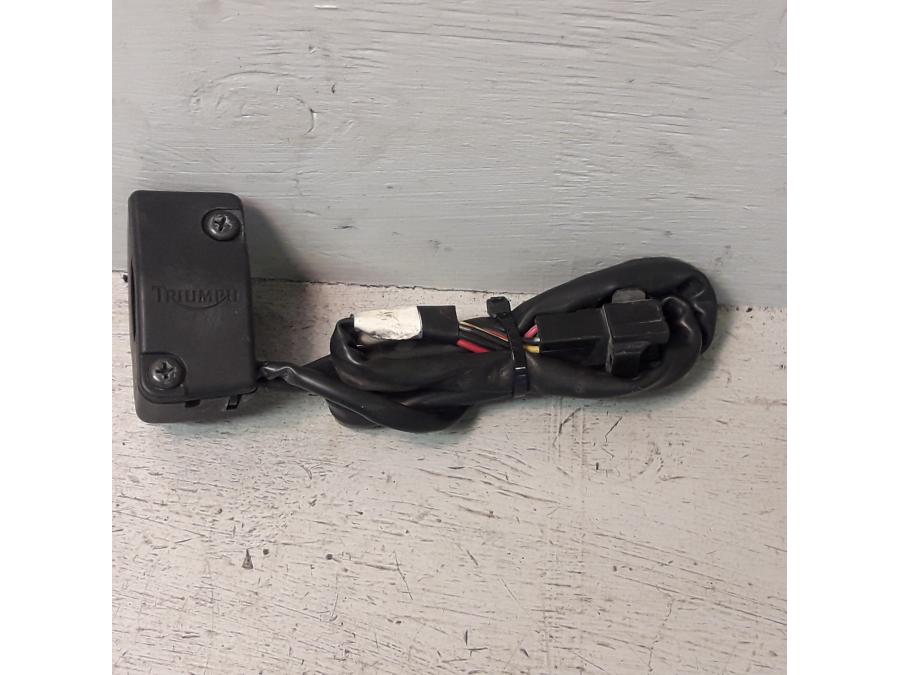 Höger sida på Styrelreglage från en Triumph Daytona 675 -2009 motorcykel.