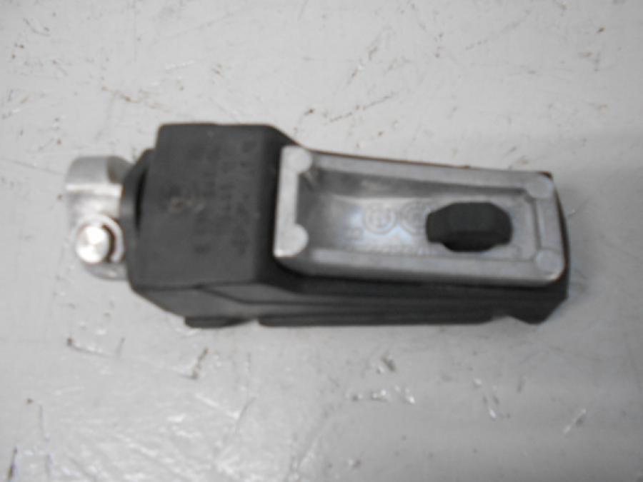 Höger sida på Fotpinne från en BMW S 1000 XR -2018 motorcykel.