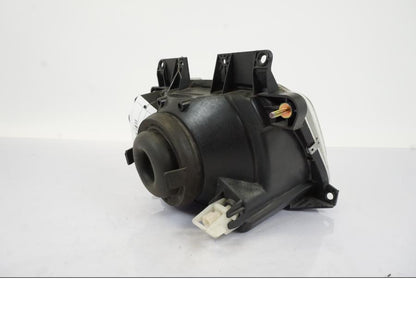 Baksidan på Strålkastare från en BMW R 1150 RS -2003 motorcykel.