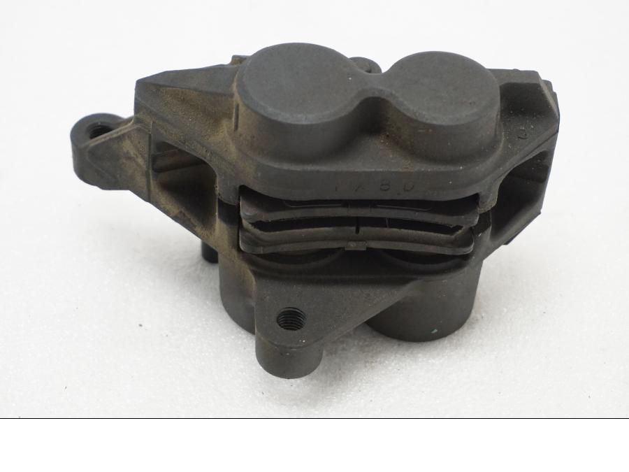 Vänster sida på Bromsok från en Yamaha TDM 900 -2002 motorcykel.