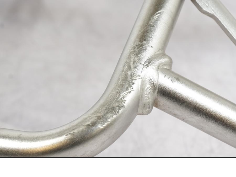 Höger sida på Sidoväskhållare från en BMW R 1250 GSA -2024 motorcykel.