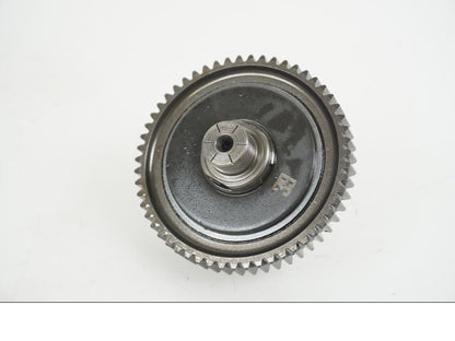 Snett uppifrån på Startkopplingsdrev från en KTM 1290 Super Duke R -2021 motorcykel.