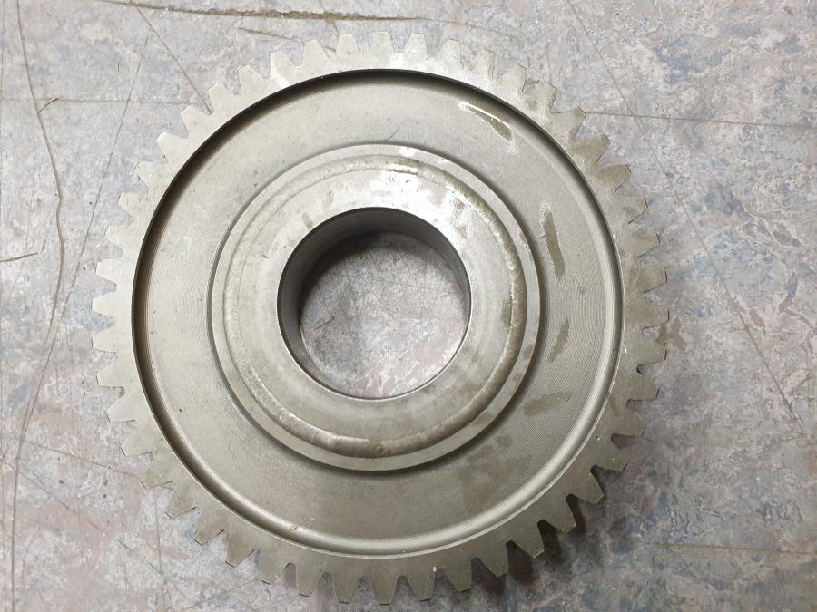 Baksidan på Startkopplingsdrev från en Honda CBR 900 RR -1998 motorcykel.